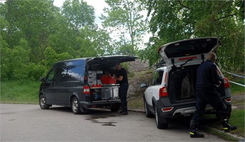 Brandhund undersökte klockstapelrester i Nyköping