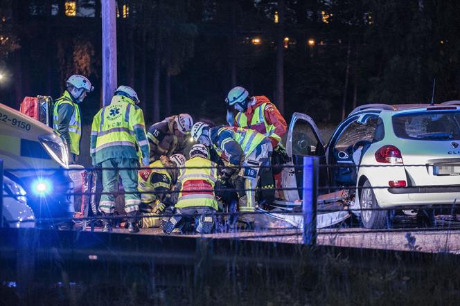Flera skadade efter vldsam frontalkrock