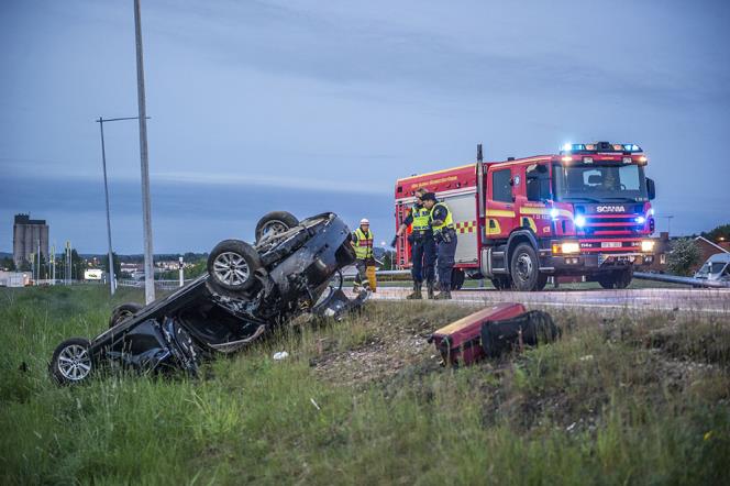 Bil voltade utanfr Hedemora
