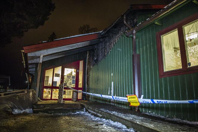 Ladugrd totalfrstrd i brand i Avesta