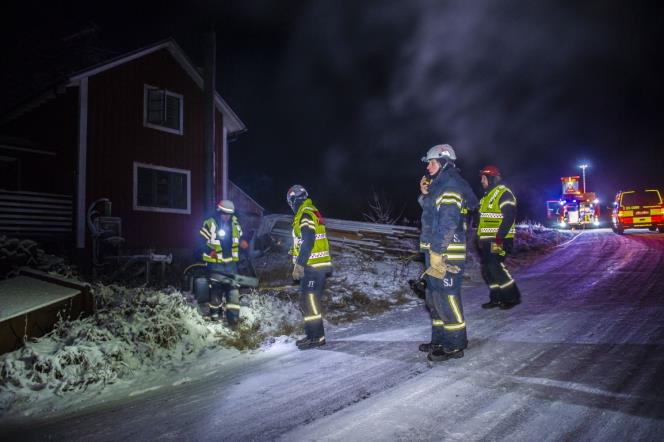 Larm om brand i kllare i fastighet vid Nedernora
