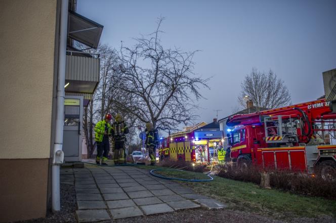 Kvarglmt ljus orsakade brand i  lgenhet i centrala Avesta