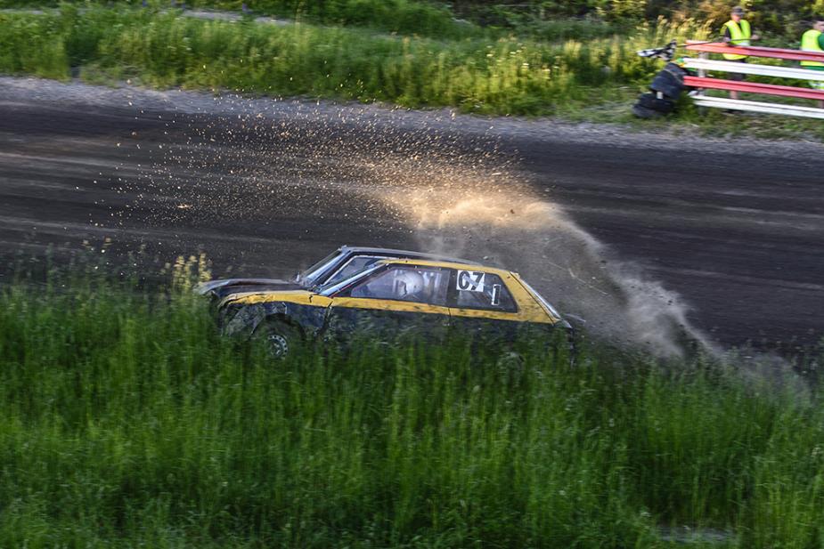 Folkrace i Toverum