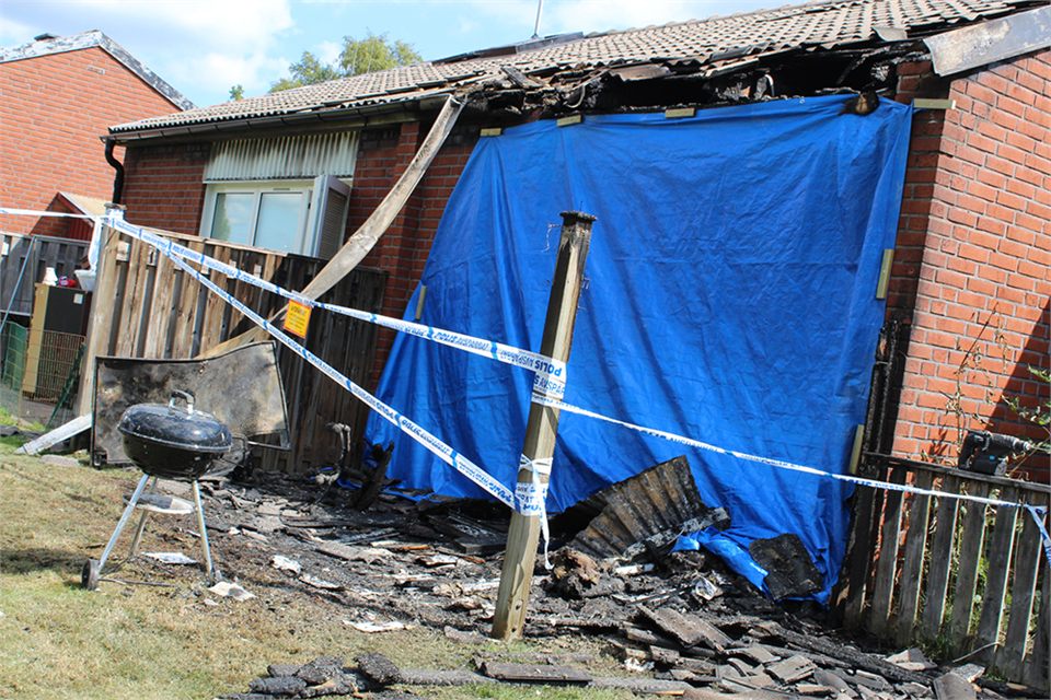 Man död i radhusbrand i Vedum